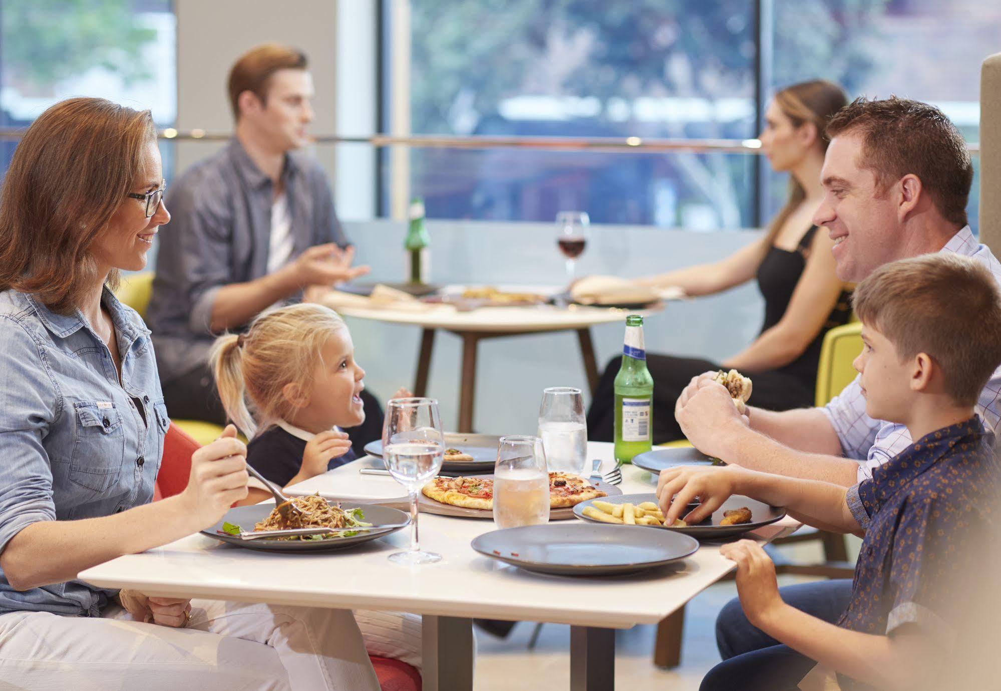 Holiday Inn Express Brisbane Central By Ihg Экстерьер фото